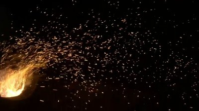 Огненные искры