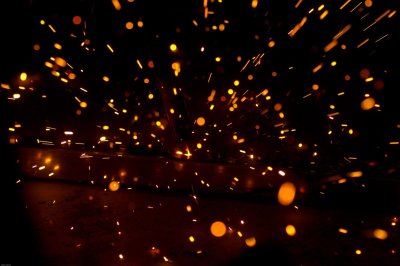 Огненные искры