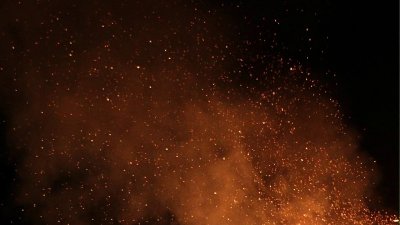 Пыль на черном фоне