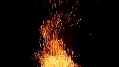 Огонь пламя и искры