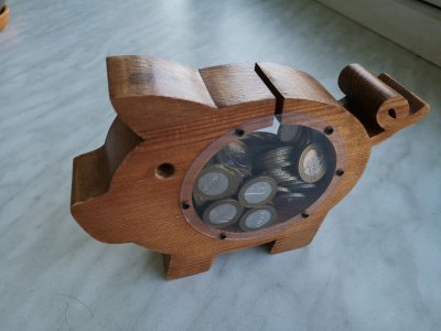 Оригинальные копилки из дерева