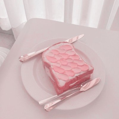 Сладости розового цвета