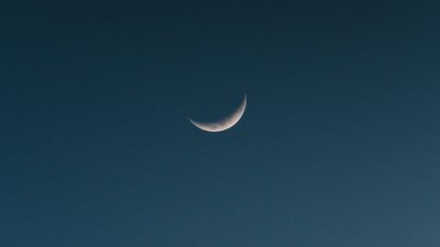 Ночное небо с луной