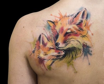 Тату лиса на лопатке для девушек